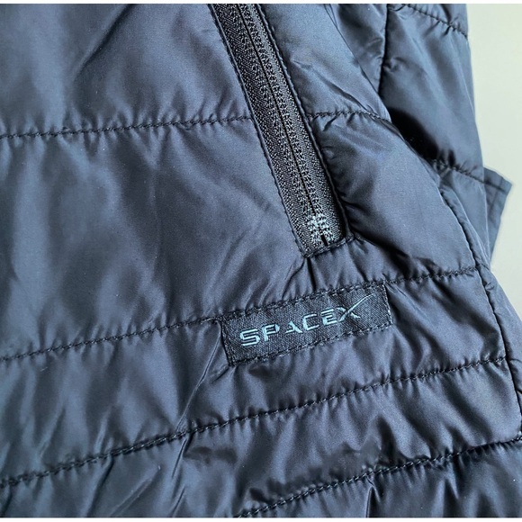 SpaceX Men's Black Gray Reversible Quilted Puffer Vest Outdoor Space Science XL - Picture 6 of 9